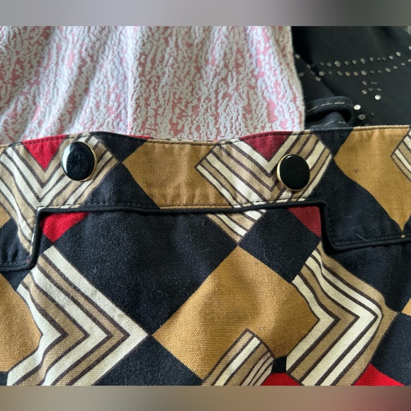 Fun block print mini skirt - Picture 3 of 4